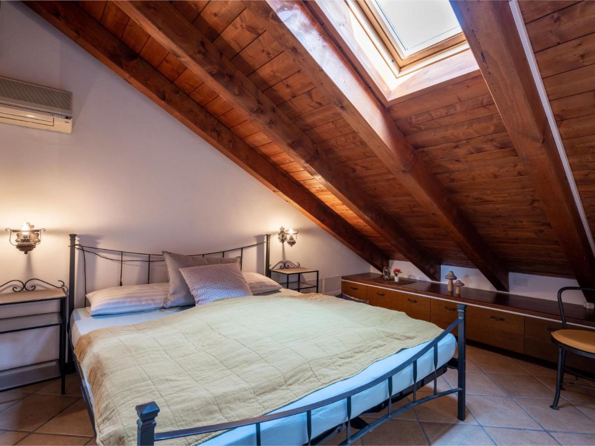 Apartment Borgo San Giulio By Interhome Петтенаско Екстер'єр фото