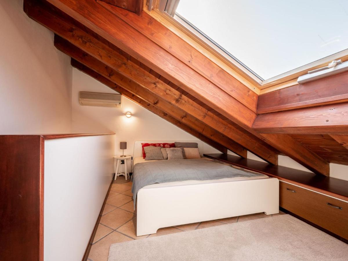 Apartment Borgo San Giulio By Interhome Петтенаско Екстер'єр фото